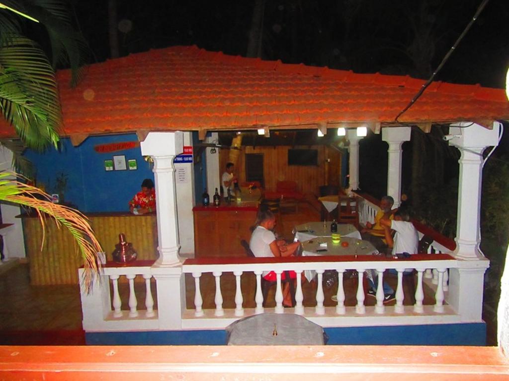 Bella Anand Resort วากาตอร์ ภายนอก รูปภาพ